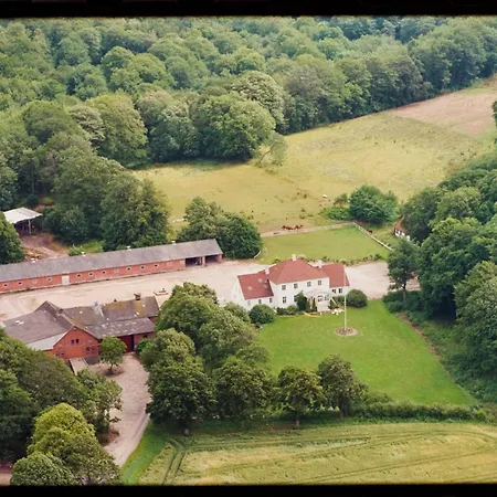 Bed & Breakfast Christianslund Horsefarm *